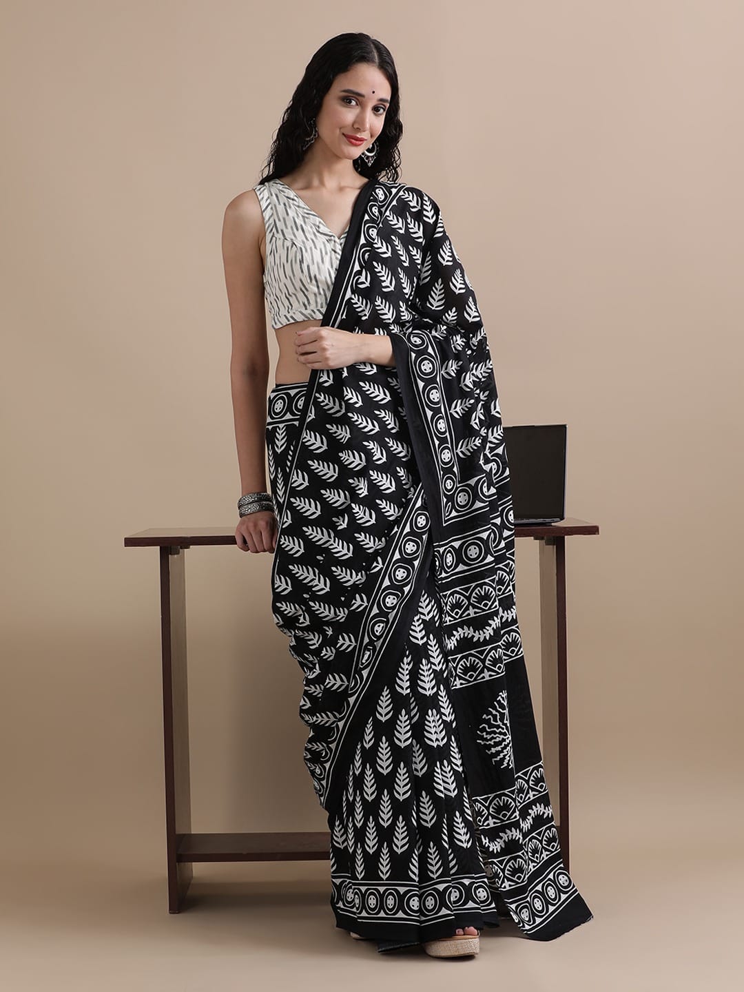 Cotton mulmul handblock printed saree wholesale in black white floral design